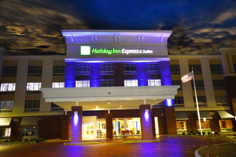 فندق Holiday Inn Express & Suites Toledo South   Perrysburg, An Ihg