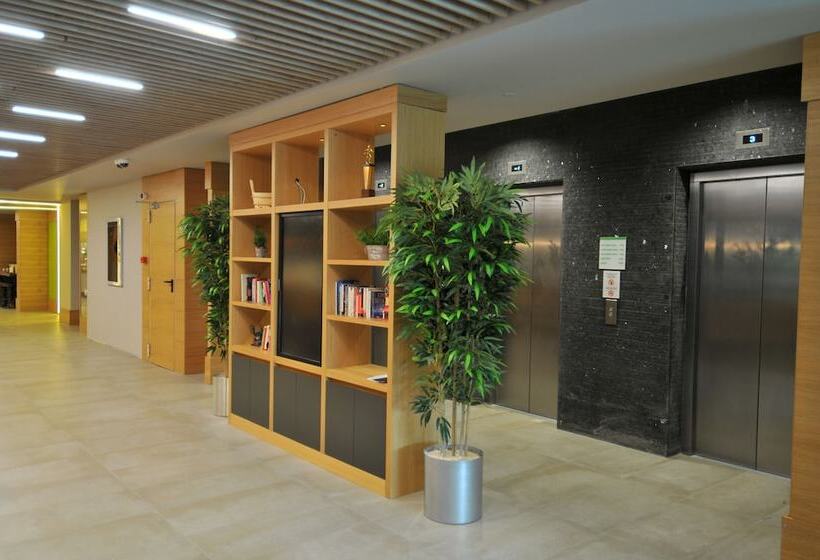 فندق Holiday Inn Istanbul   Kadikoy, An Ihg