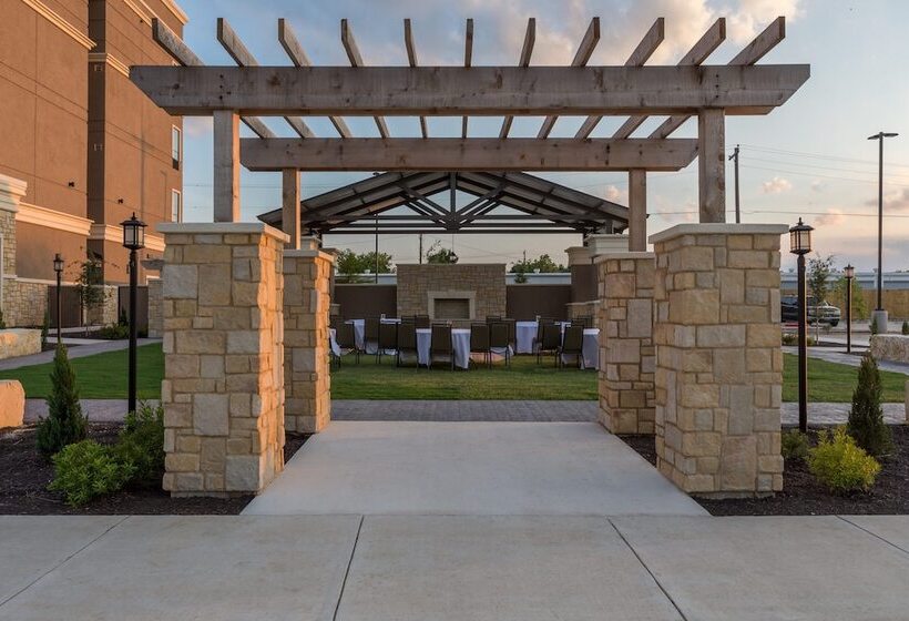 Отель Holiday Inn San Marcos Convention Center, An Ihg