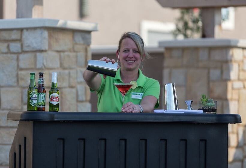 Отель Holiday Inn San Marcos Convention Center, An Ihg