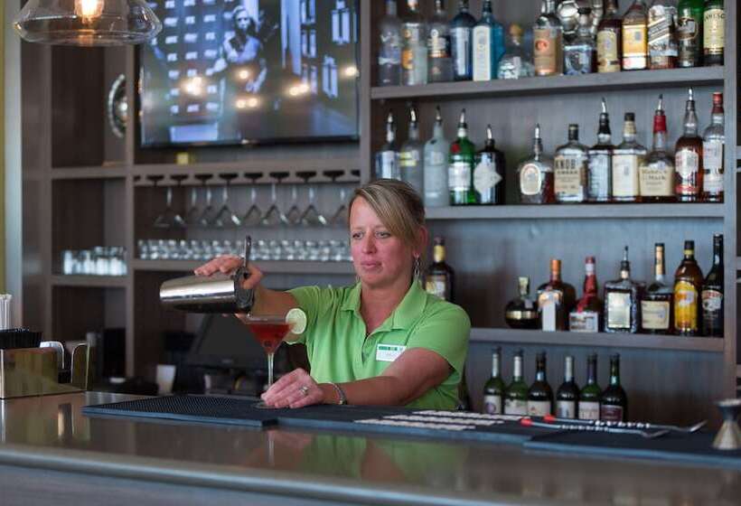 Отель Holiday Inn San Marcos Convention Center, An Ihg