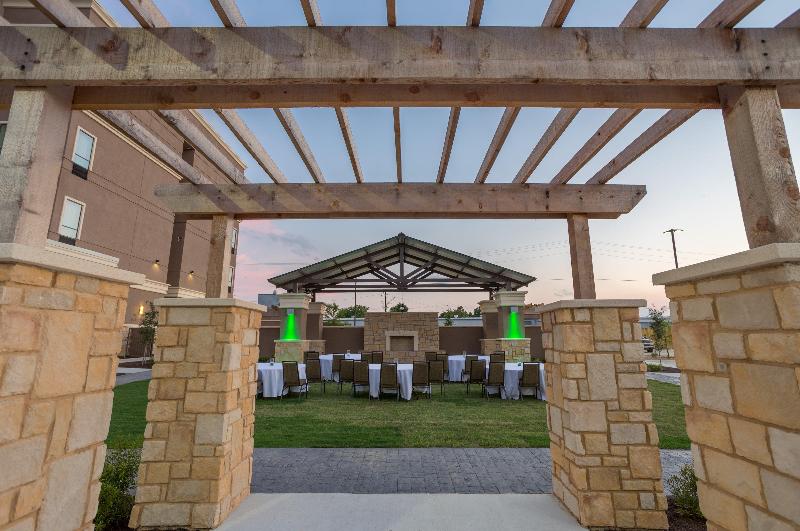 Отель Holiday Inn San Marcos Convention Center, An Ihg