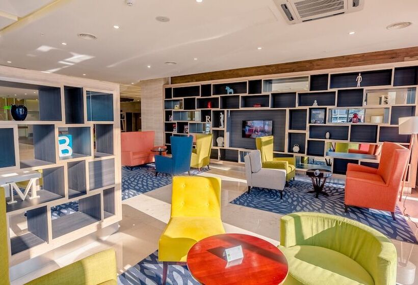 هتل Holiday Inn Ulaanbaatar, An Ihg