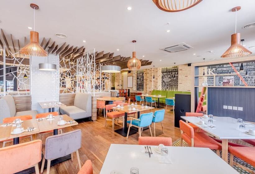 هتل Holiday Inn Ulaanbaatar, An Ihg