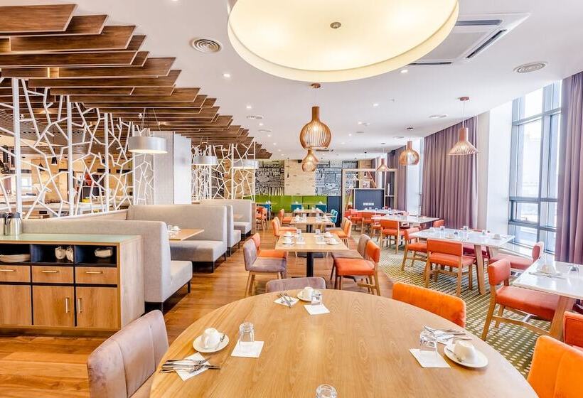 هتل Holiday Inn Ulaanbaatar, An Ihg