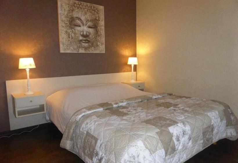 בית מלון כפרי Hôtel L Orayé