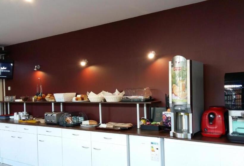 ホテル Hôtel La Gravenne