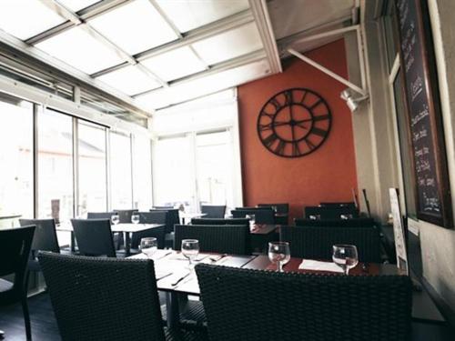 فندق Hôtel Restaurant Le Lion D Or