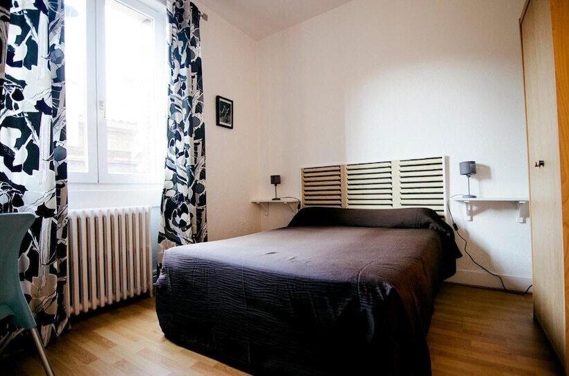 فندق Hôtel Restaurant Le Lion D Or