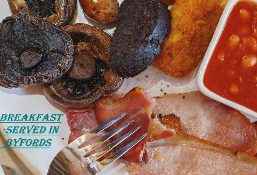 酒店 Kings Head Holt