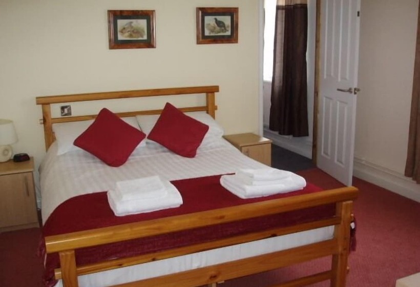 Отель Leaking Well, Dunhampton