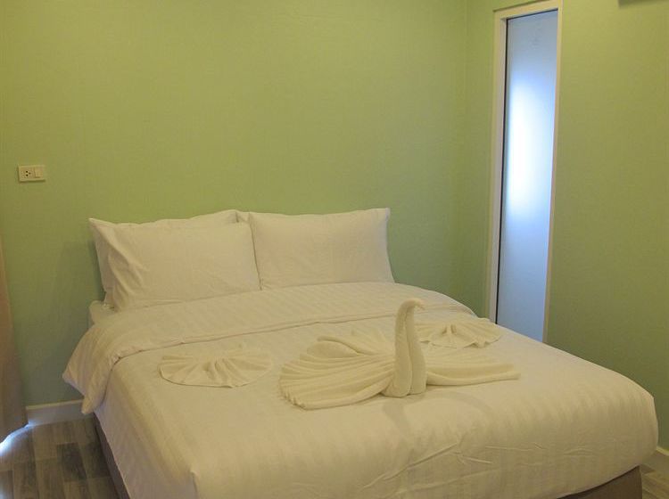 בית מלון כפרי Nantra Huahin