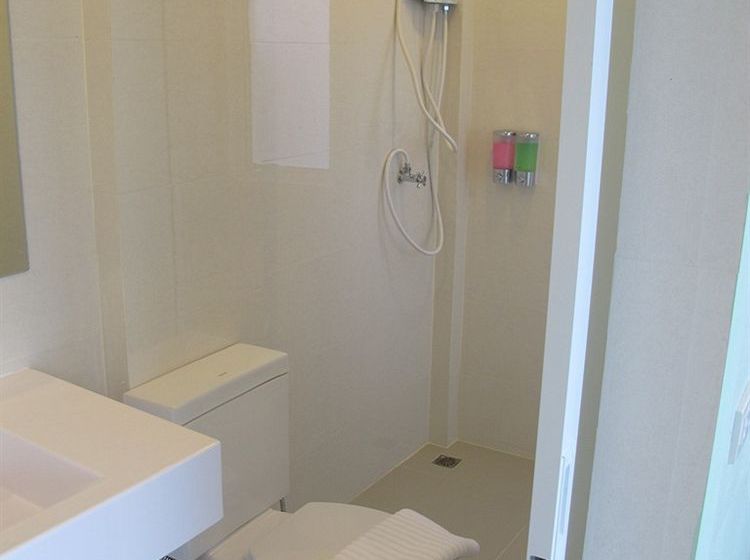 בית מלון כפרי Nantra Huahin