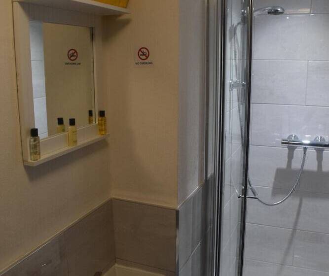 Отель Old Silent Inn