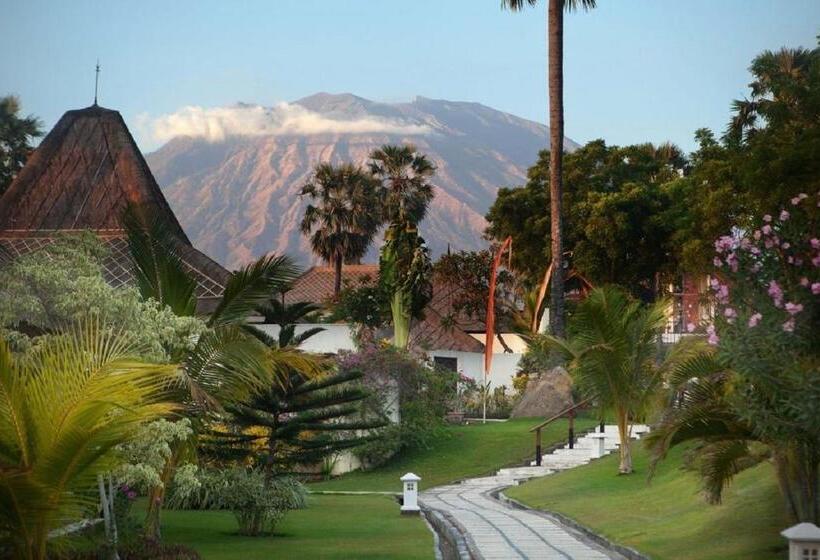 בית מלון כפרי Siddhartha Oceanfront Resort & Spa Bali