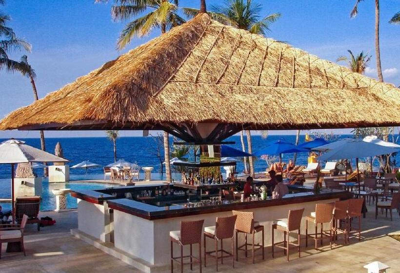 בית מלון כפרי Siddhartha Oceanfront Resort & Spa Bali