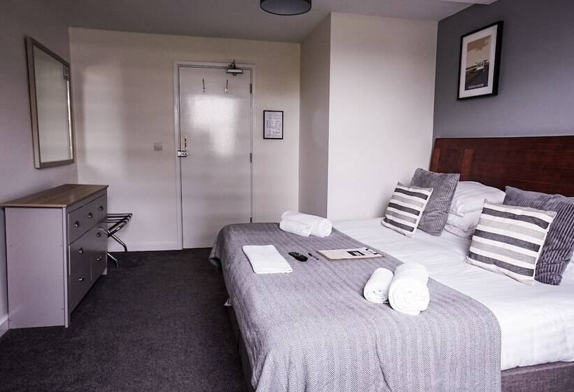 ホテル Starboard Stays