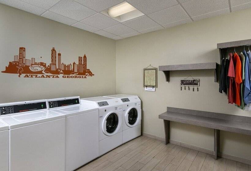 فندق Staybridge Suites Atlanta  Midtown, An Ihg