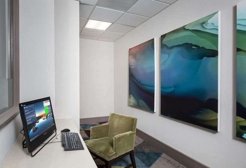 فندق Staybridge Suites Atlanta  Midtown, An Ihg