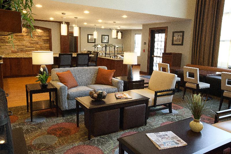 בית מלון כפרי Staybridge Suites Dearborn, An Ihg