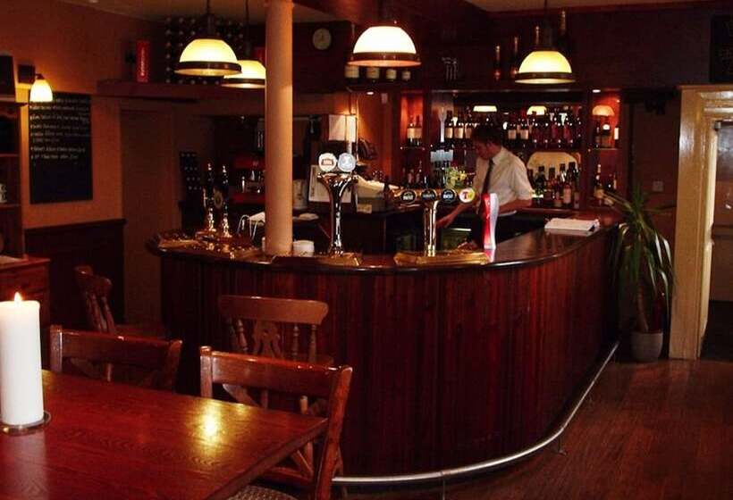 ホテル The Avenue Restaurant At The Victoria Inn