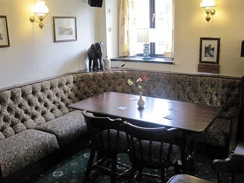 호텔 The Boars Head