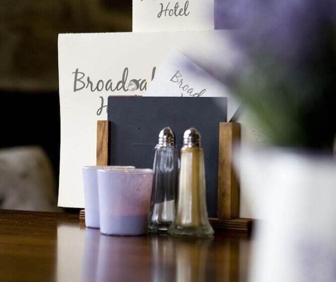 فندق The Broadoak