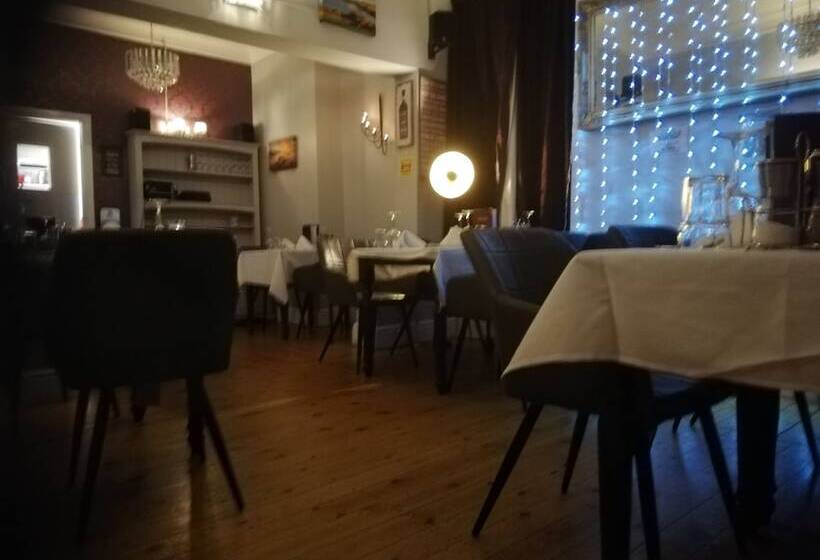 בית מלון כפרי The Captain Cook Inn