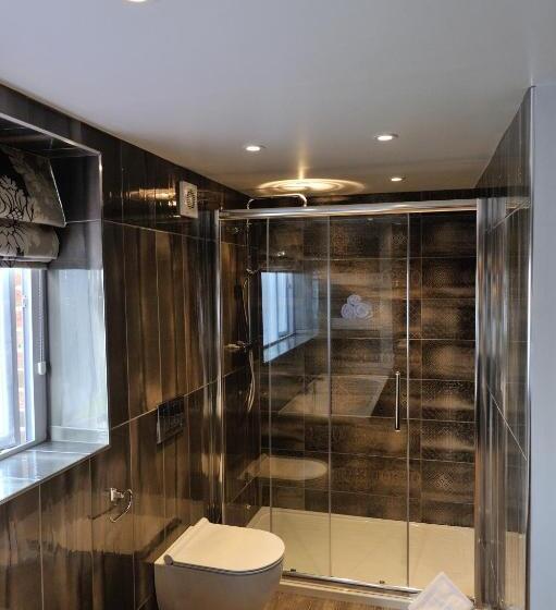 ホテル The Crescent Turner