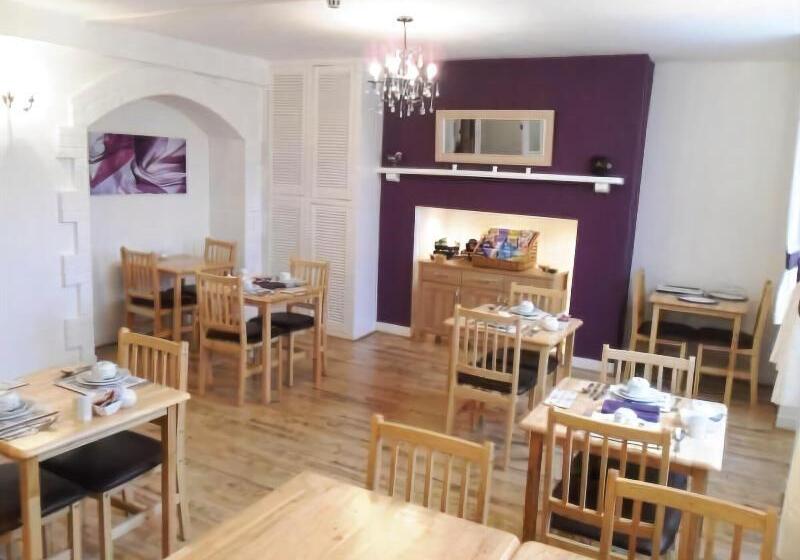 ホテル The Cumberland