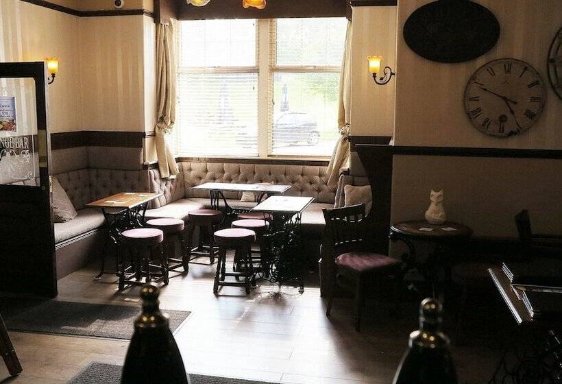 호텔 The Fox & Hounds