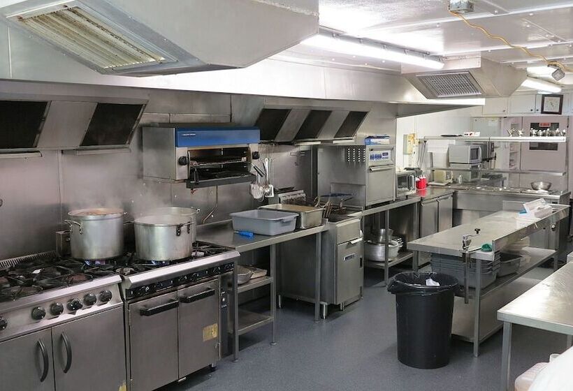 호텔 The Fox & Hounds