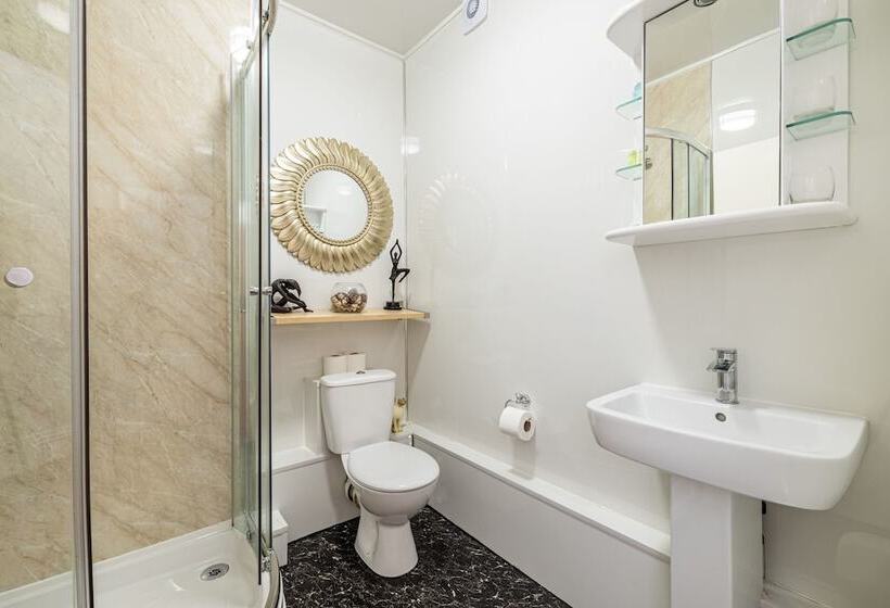 호텔 The Fox & Hounds