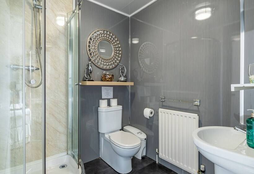 호텔 The Fox & Hounds