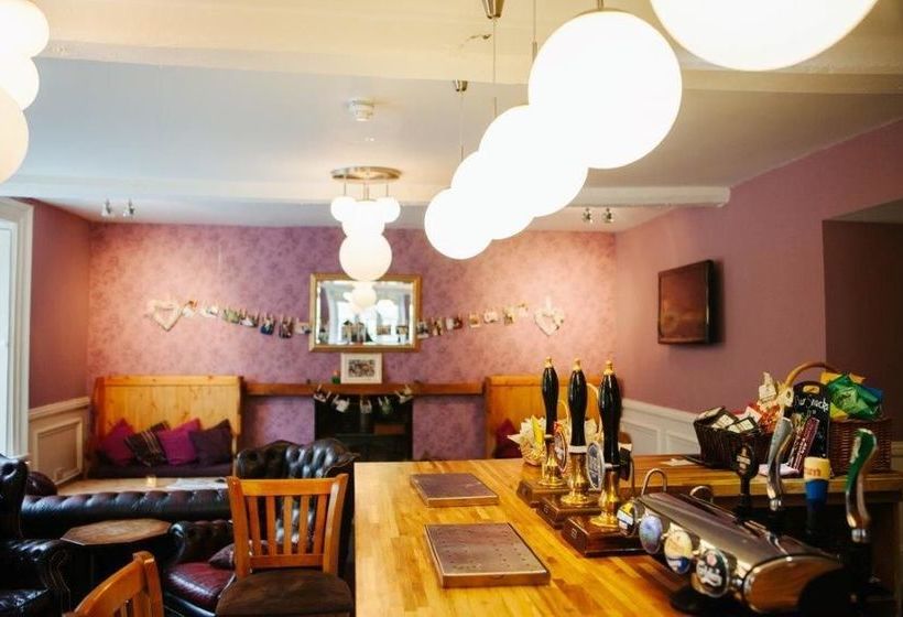 בית מלון כפרי The Griffin Inn