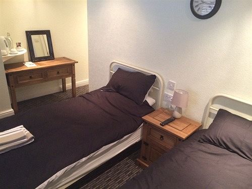 酒店 The Hollies Inn