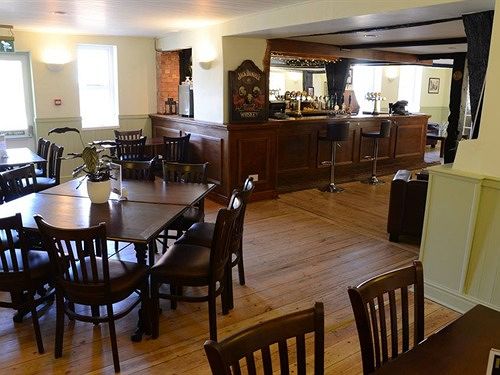 酒店 The Hollies Inn