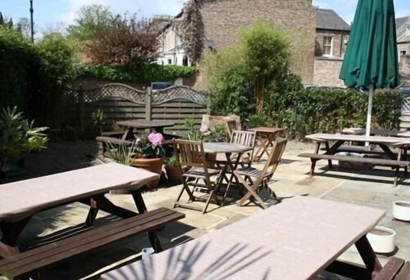 Отель The Lighthorseman