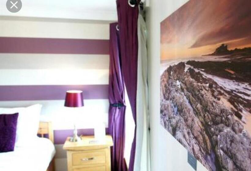 Отель The Manor House Inn