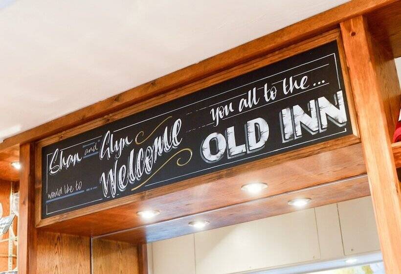 בית מלון כפרי The Old Inn