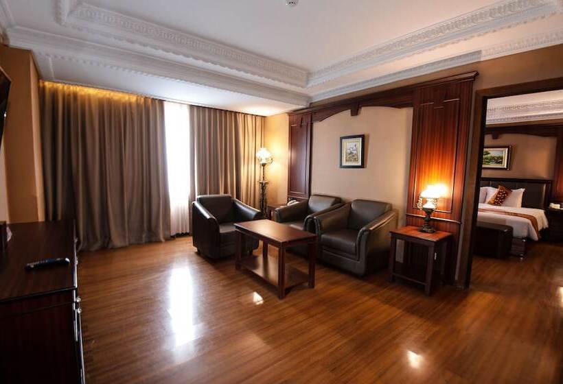 בית מלון כפרי The Rich Jogja