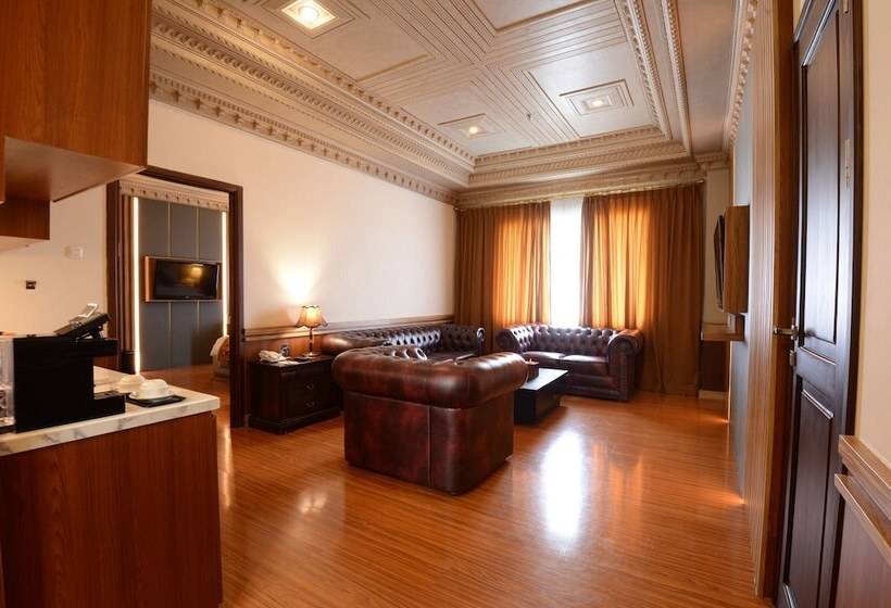 בית מלון כפרי The Rich Jogja