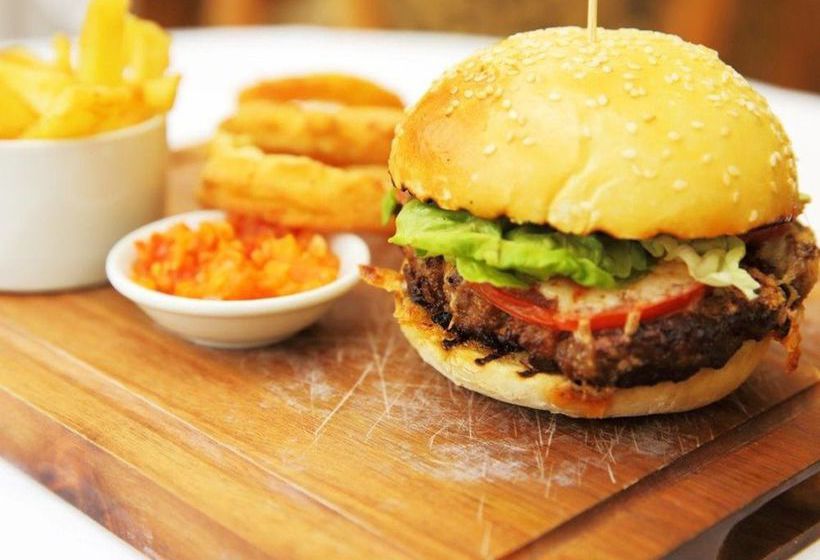 בית מלון כפרי The Stables At The Starr Inn