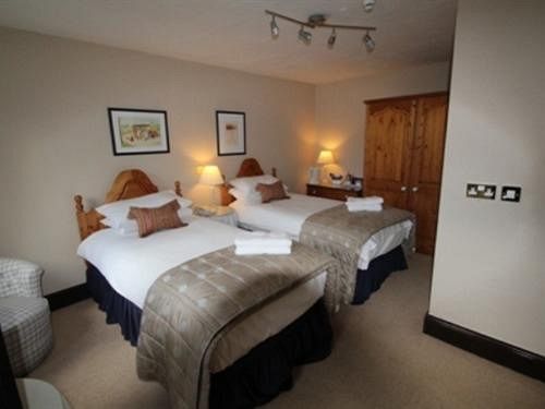 호텔 The Three Acres Inn & Restaurant