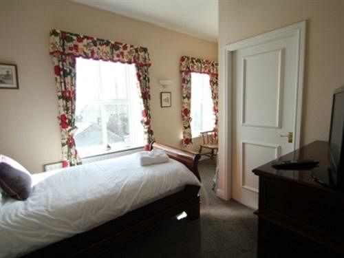 호텔 The Three Acres Inn & Restaurant