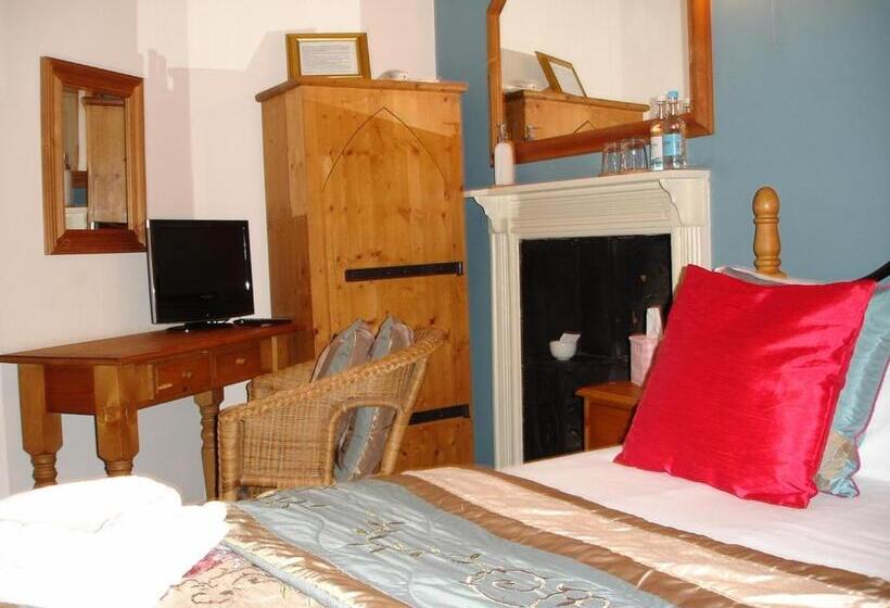 فندق The Tollgate Inn