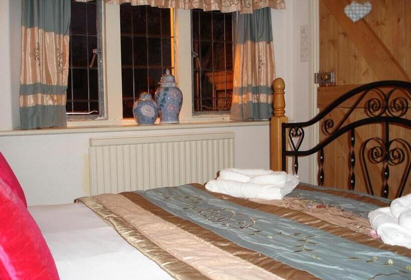 فندق The Tollgate Inn