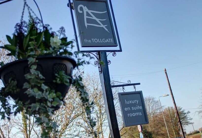 فندق The Tollgate Inn