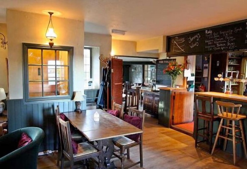 酒店 The Tollgate Inn