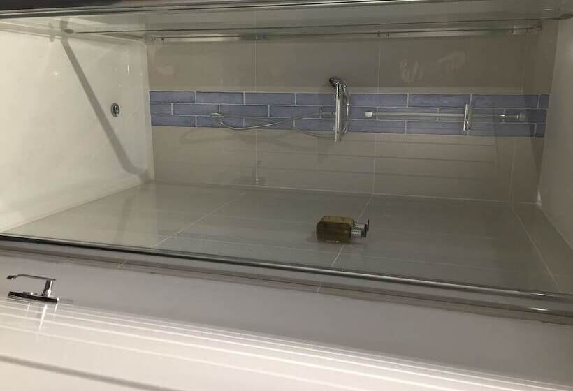 فندق The Tollgate Inn